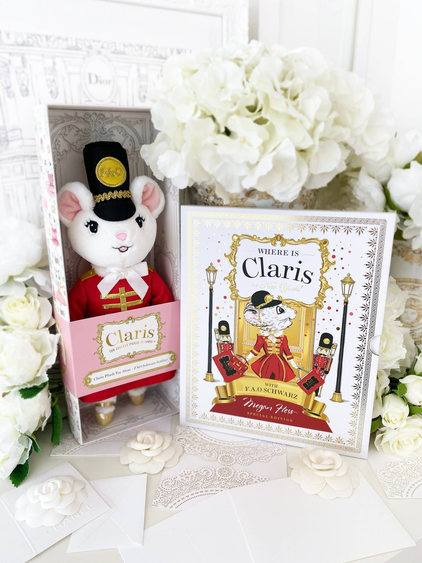 Claris The Chicest Mouse In Paris