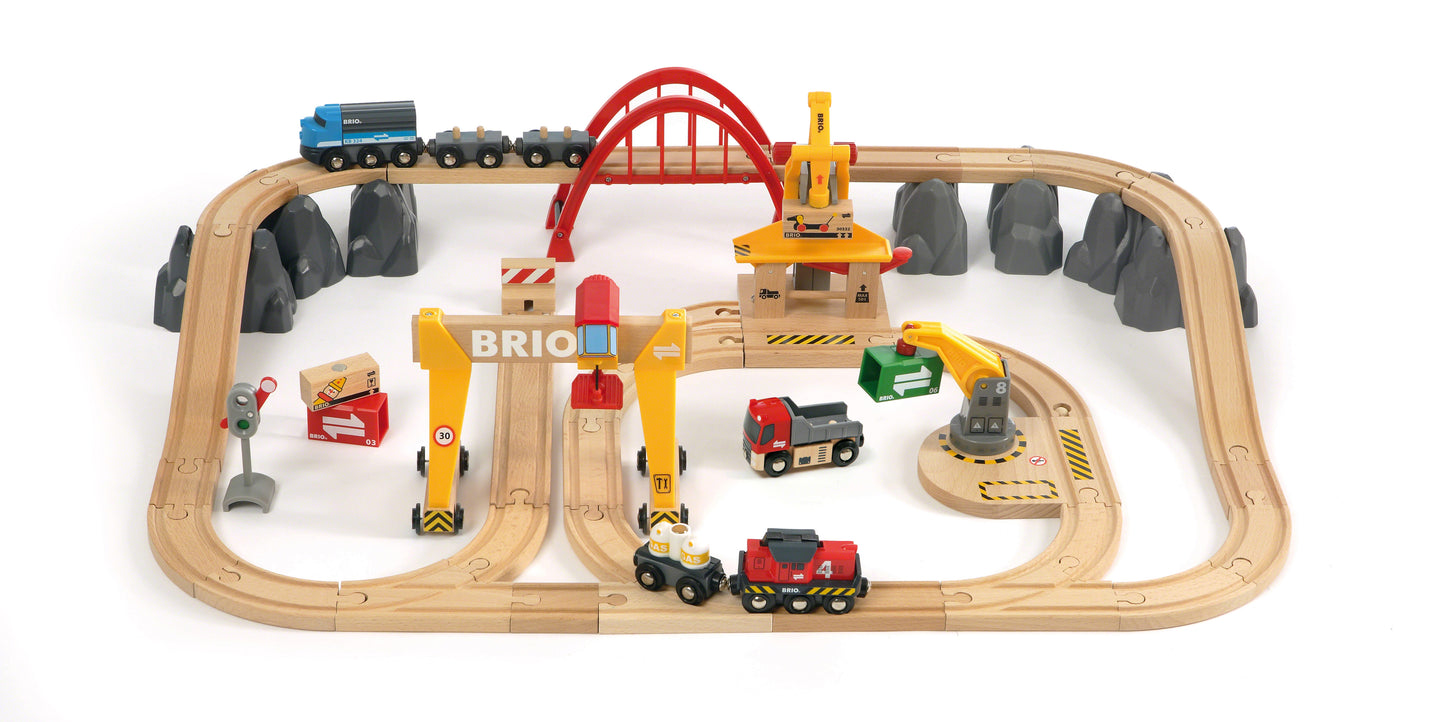 Brio Cargo Railway Deluxe Set