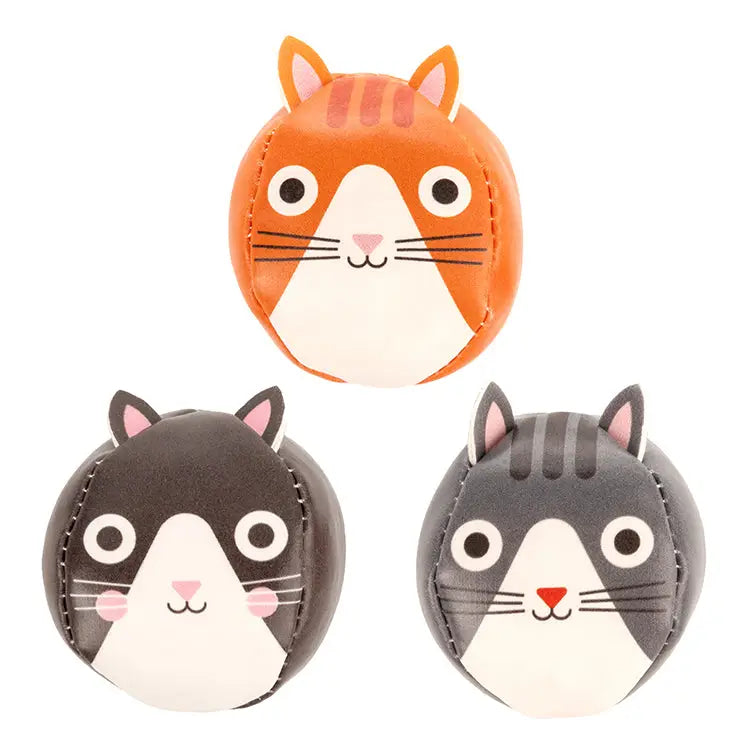 3 Cat Juggling Balls