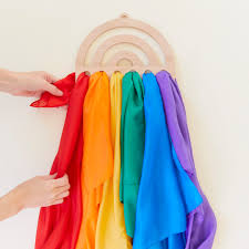 Rainbow Play Silk Display