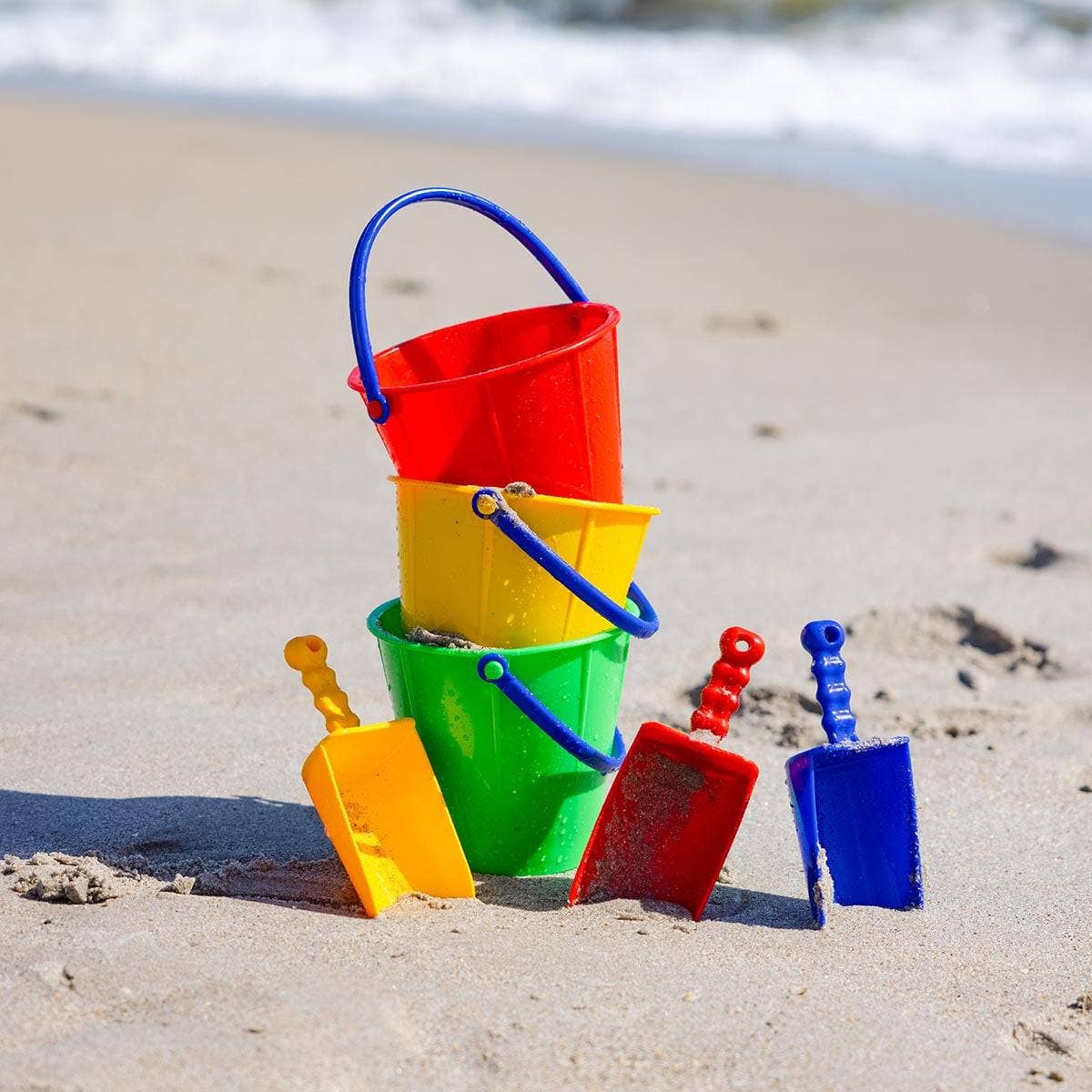 Sand & Snow Pail – 2.5L Heavy-Duty Bucket (Assorted Colors)