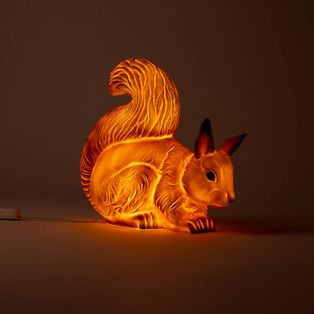 Squirrel Lamp w/ Plug