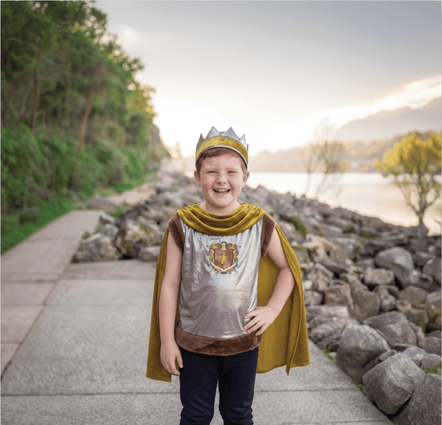 Sir Wolfheart Tunic-Cape & Crown