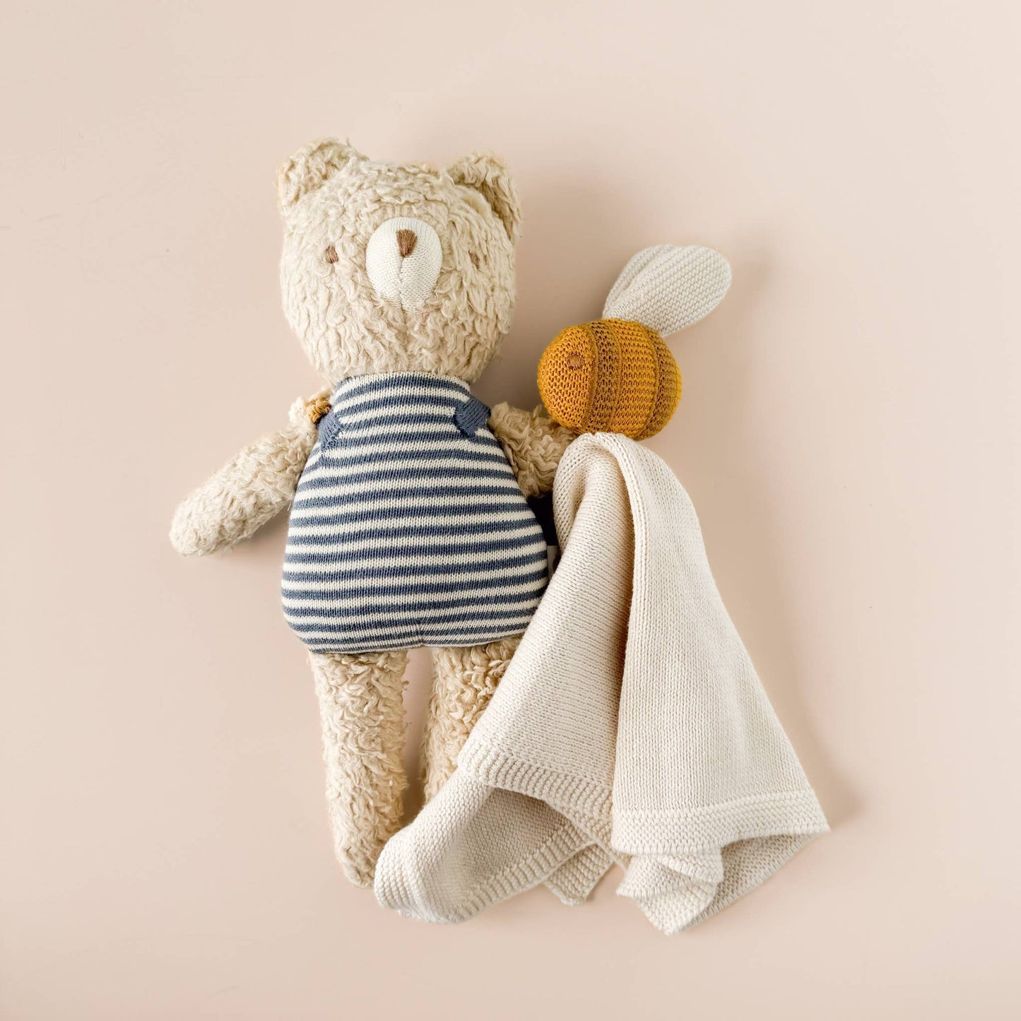 Lovey Bee, Cream Cuddle Cloth