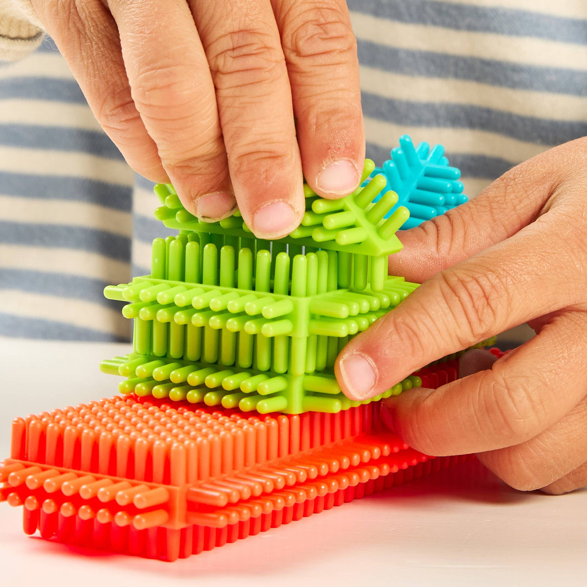 Pegy Bricks Interlocking Building Set: VROOM RIDE