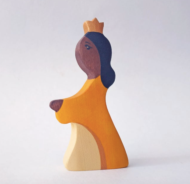 Waldorf Wooden Prince and Princess Figures: Dark