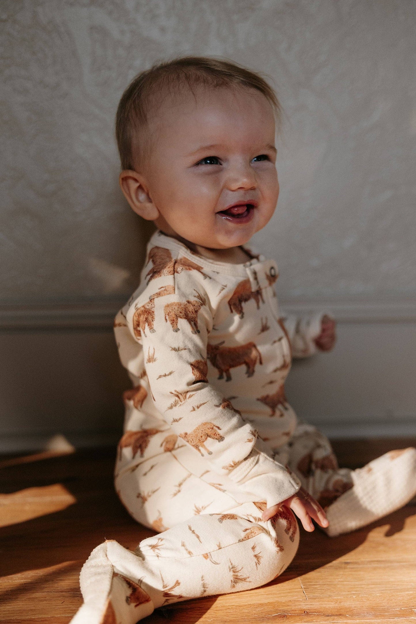 Highland Cow | Organic Zipper Footie: 0-3m